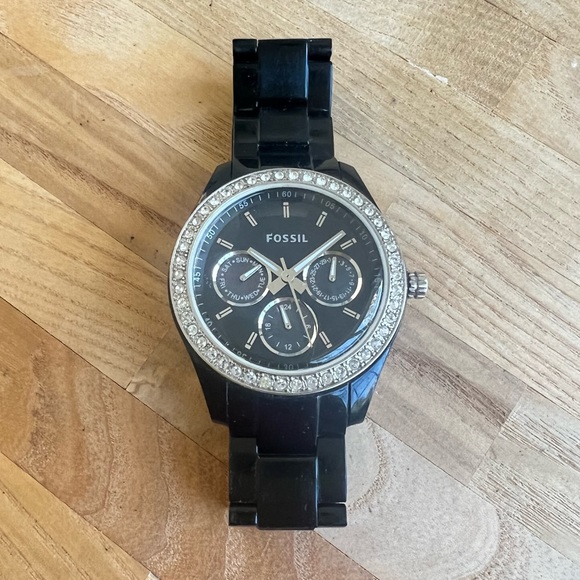 Fossil ladies black and silver tone fashion watch NEW BATTERY main image 5